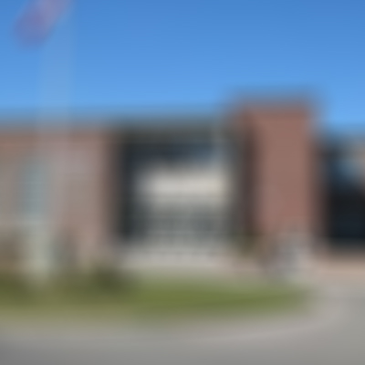 Alquila tu vehículo en el Aeropuerto de Neuquén (NQN) con Invernalia Rent a Car. Reserva online rápida, segura y con precios competitivos.